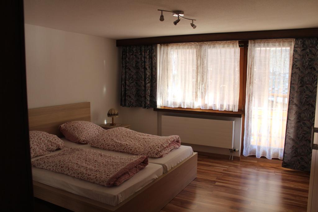Ferienwohnung Silberdistel, Saastalstrasse 178 エクステリア 写真