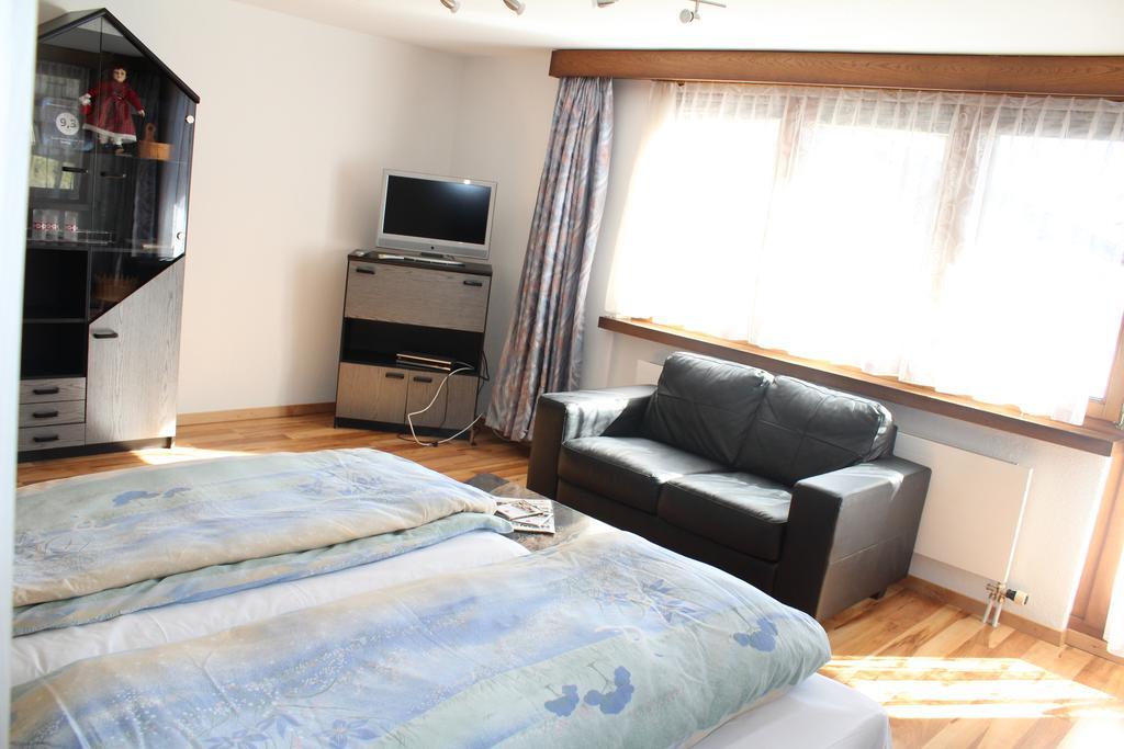 Ferienwohnung Silberdistel, Saastalstrasse 178 エクステリア 写真